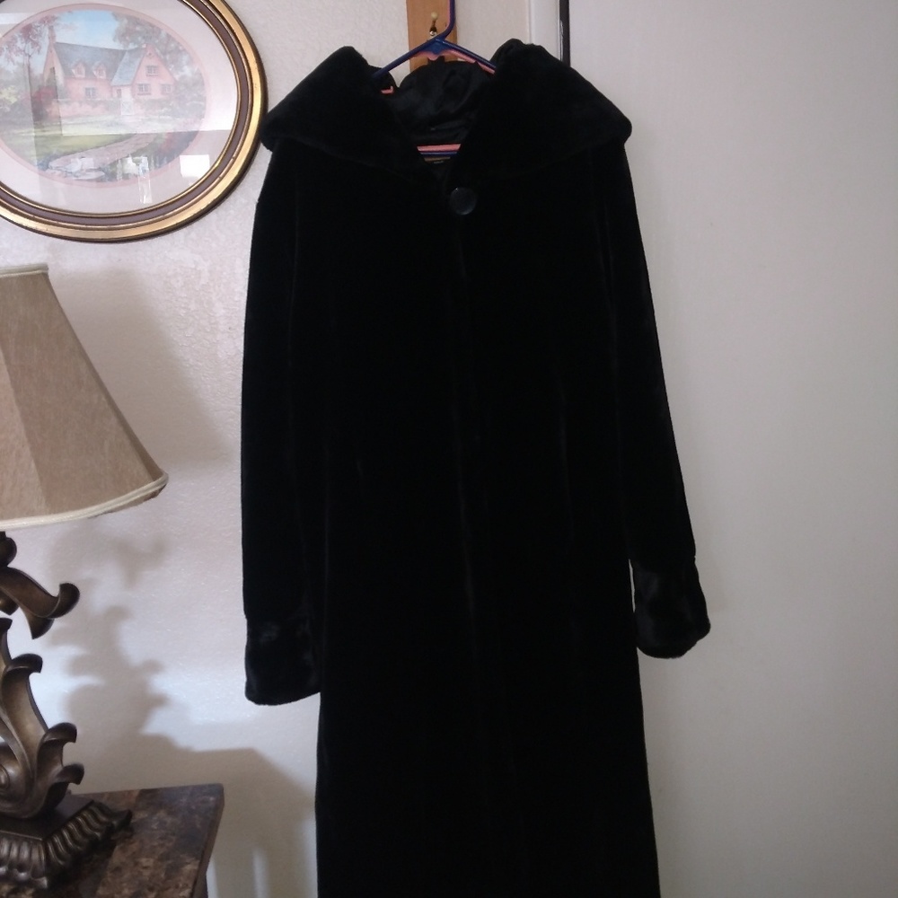 Black Midnight Velvet Coat 2X